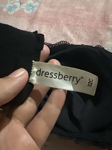 dressberry Black Lace Strapless Bra