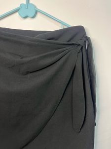 Chic Black Wrap Skirt