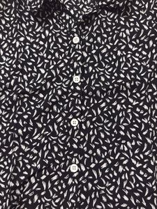 Chic Black &amp; White Patterned Cropped Shi