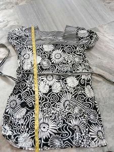 Black & White Floral Print Kurta