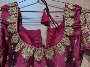 MAROON EMBROIDERY BLOUSE