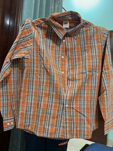 Men's Plaid Button-Down Shirt