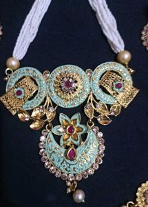 neckless