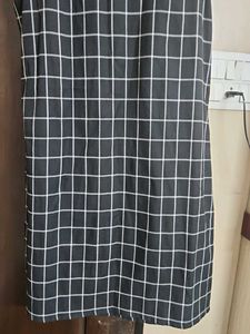 Chic Black &amp; White Checkered Dress