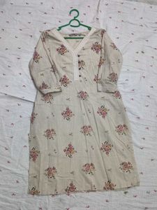 Elegant Avasaya Floral Print Kurta