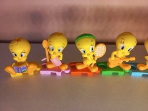 Tweety Bird Figurines Set Kinder Joy Toy