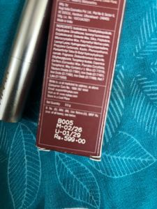Nykaa Matte Last Lipstick( bonbon ) shade