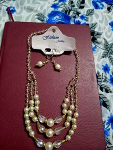 Pearl &amp; Trishtal Nacklace &amp; Earrings