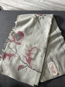 Elegant Neel Giri Shawl
