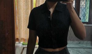 Black Collared Cropped Shirt