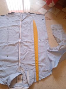 100% Cotton Light Blue Shirt In Size Large