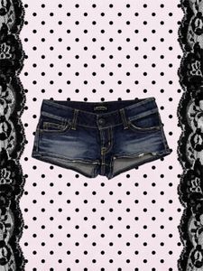 Micro Shorts Low waisted