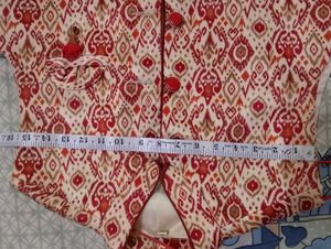 Elegant Red &amp; Cream Ethnic Nehru Jacket with Ikat-