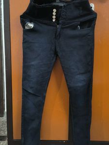 Stylish High-Waisted Black Jeans
