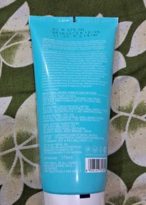 Dot &amp; Key Gentle Face Wash