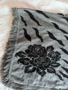 Stylish Grey Floral Poncho