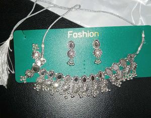Fashionable Necklace Set (oxide)