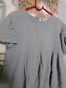 Women's Top