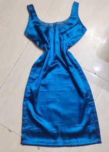 Suit 2 (Blue &amp; Pink) Back tucks