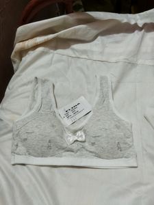 Elina Bra