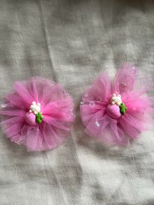 single pair price mention Cute Hair Clips Set for
