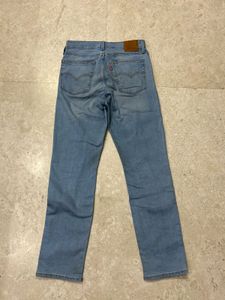 Levi's Light Wash Jeans