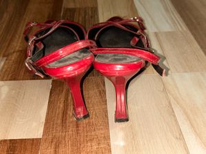 Chic Burgundy Patent Leather Heels