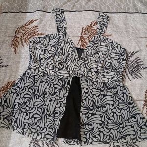 Patterned Top