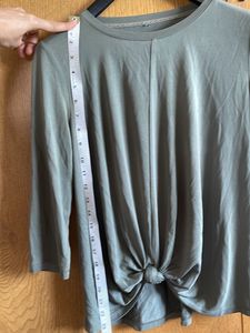 Women's Green Knotted Sleeve Top