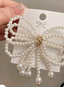 Pearl Bow Hair Clips..