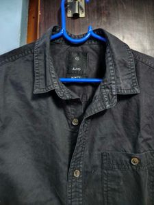 Men's Black Long-Sleeve Shirt
