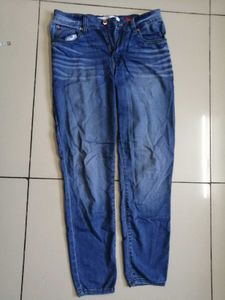 Classic High-Waisted Skinny Jeans