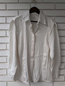 Elegant Shiney White Button-Up Shirt