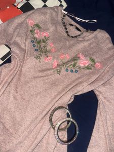 Embroidered Pink Tunic Top🌸🍀