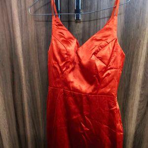 tail gown