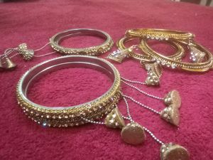 Bordered Bangles