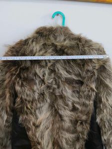 Chic Faux Fur Trimmed Jacket