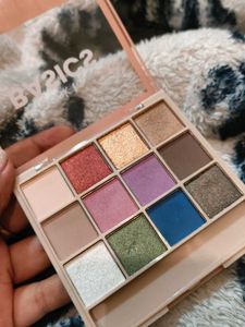 MARS Back to Basics Eyeshadow Palette
