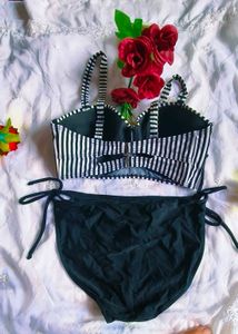 Chic Striped Bikini Set