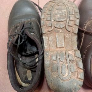 Classic Brown Lace-Up Shoes