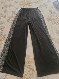 Stylish Black Palazzo Pants with Leopard Print