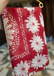 Red Floral Print Saree