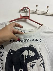 Anime Graphic Print Cropped Oversized T-Shirt