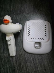 Adorable Duck Baby Bath Seat