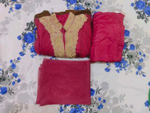 Elegant Embroidered Kurta