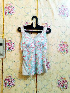 🇳🇿💫🎀Y2K Vibe Floral Print Camisole Top