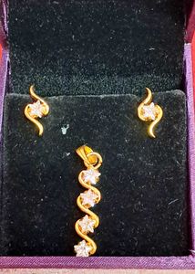 Exquisite Diamond pendent&amp; Earring Set💃💃