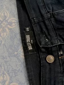 Stylish Dark Wash High waisted Jeans