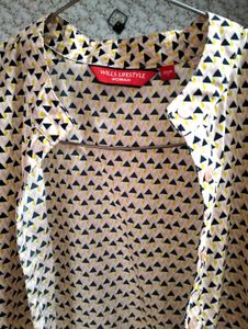 🪄🪄Stylish Branded Shirt🪄🪄