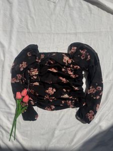 Chic Black Floral Ruched Top